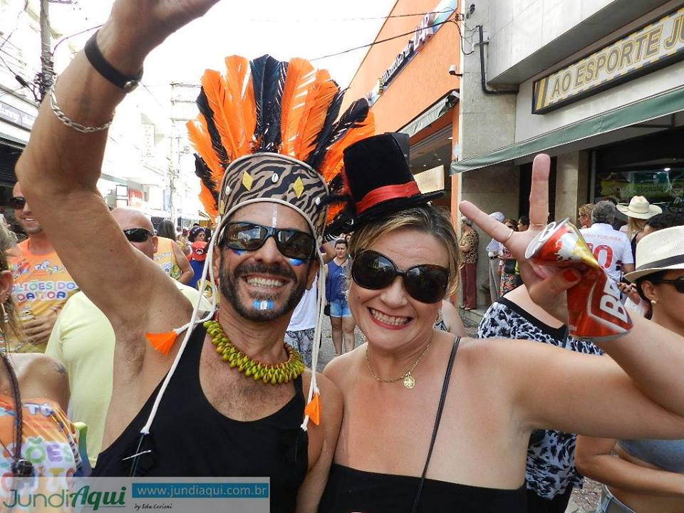  Só vale cabeça feita nesta festa de Val Junior, dia 29