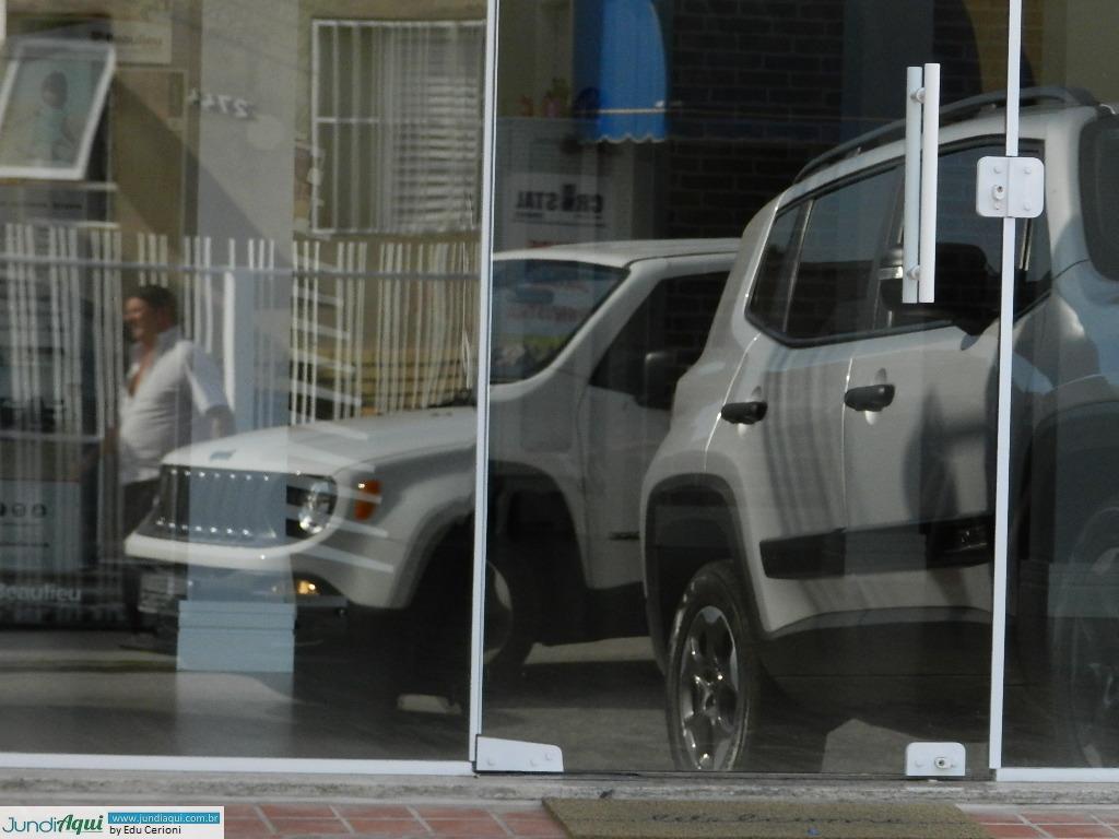  Carro usado ou seminovo? É lá na rua Pirapora