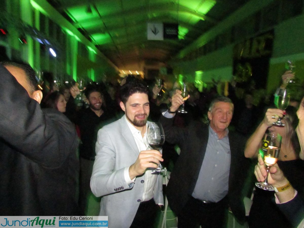 Festa dos 20 anos da Valec entrou na balada