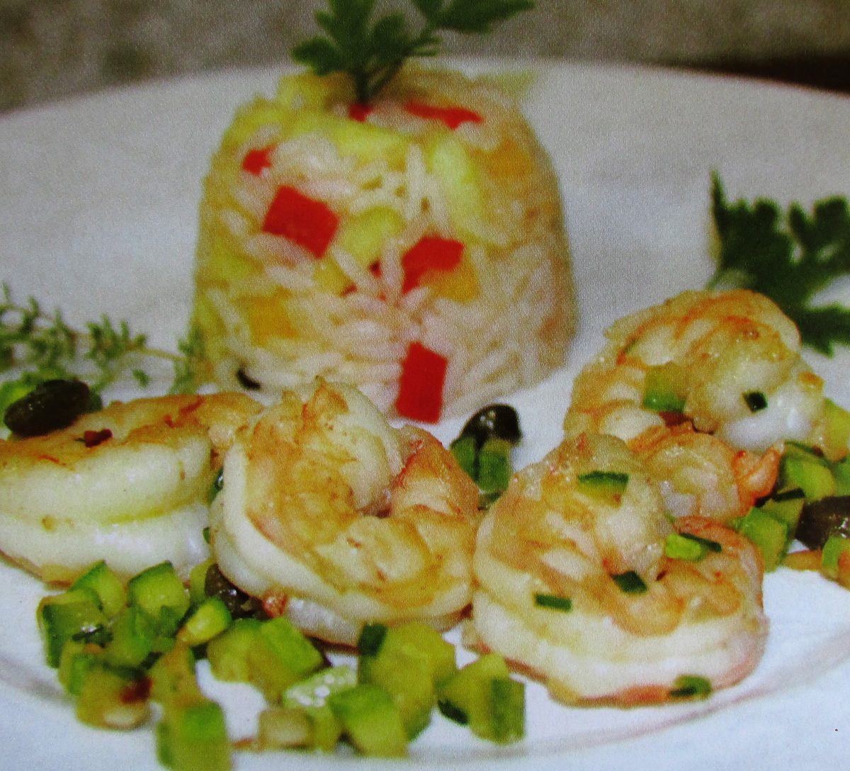 Camarões de verão com arroz agridoce