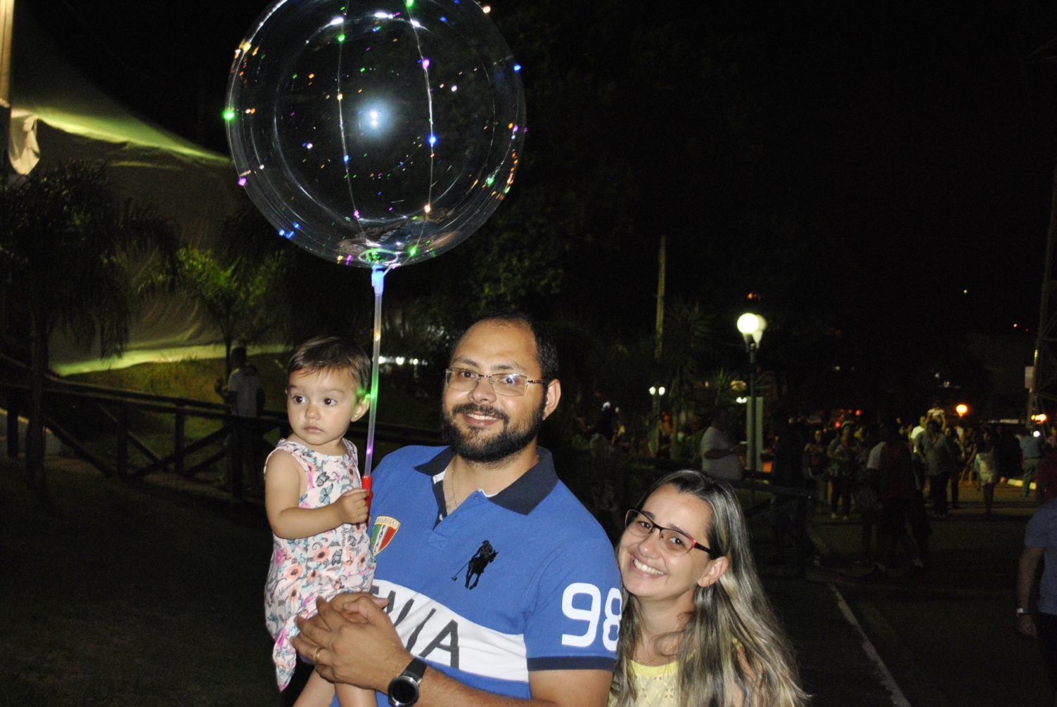  Lua cheia coroa noite mágica do sábado na Festa da Uva