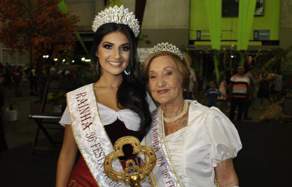  Até fevereiro, dona Pompéia, 90 anos, é dona da chave do Parque da Uva