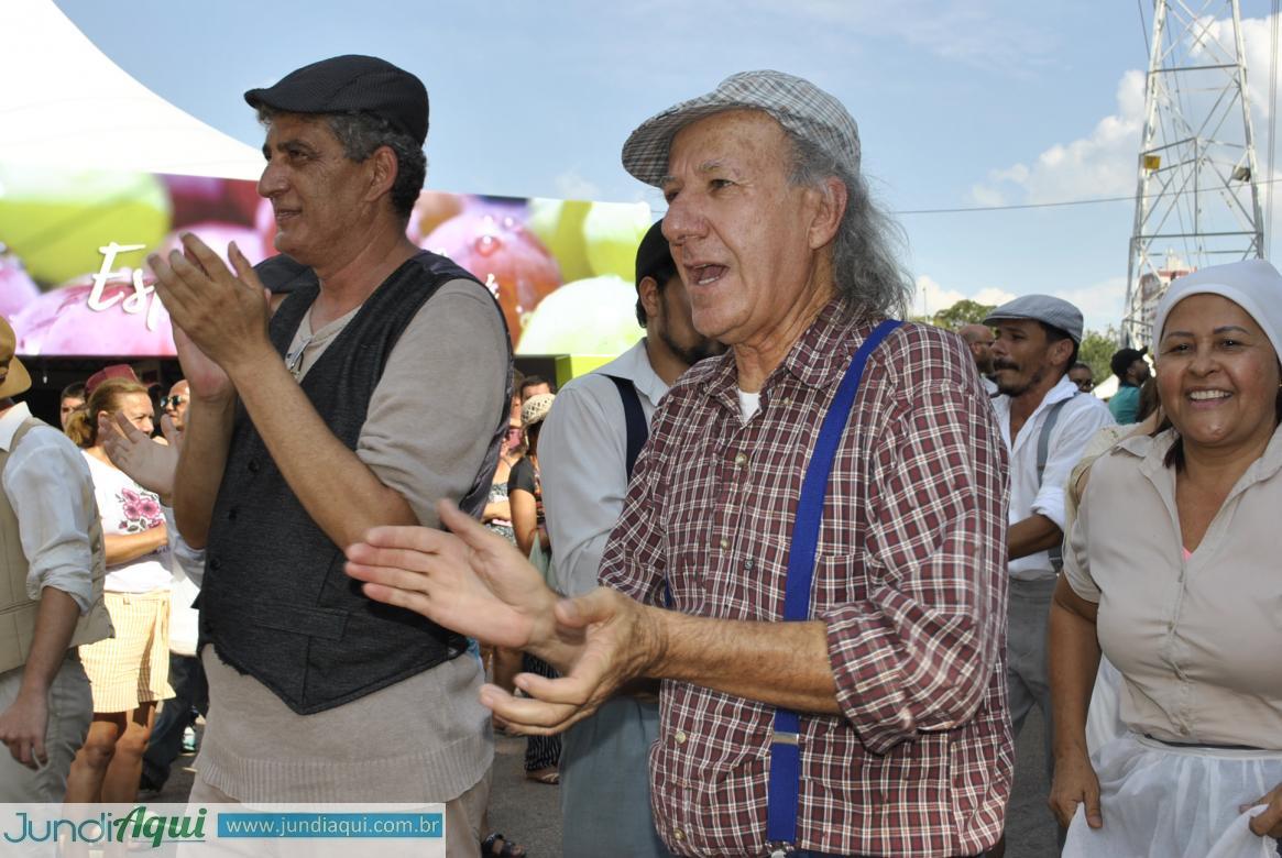  Um giro fotográfico na despedida da Festa da Uva