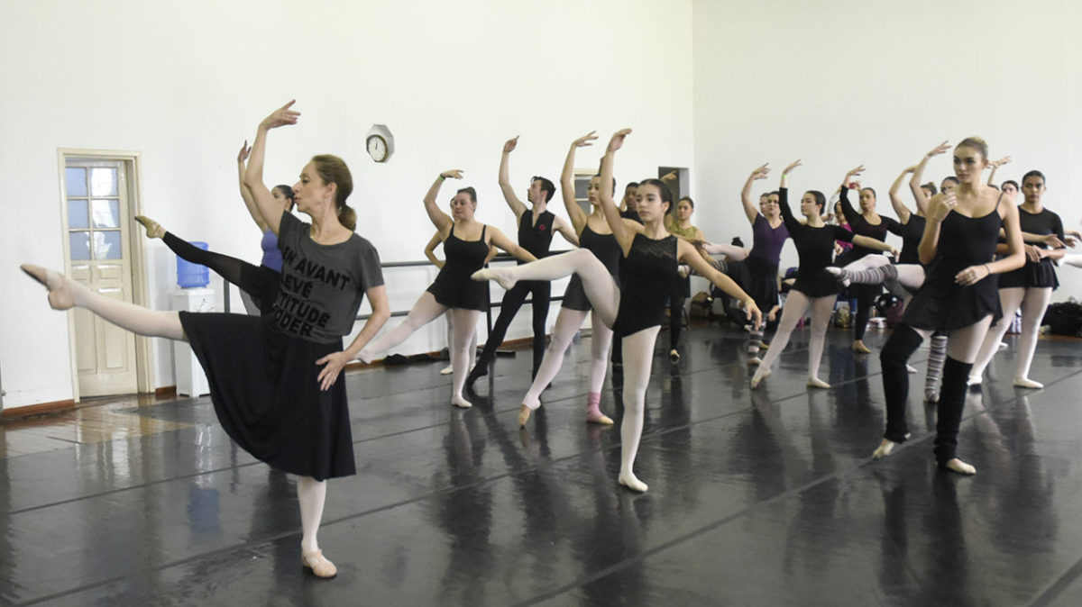 Ana Botafogo vem lapidar bailarinos de Jundiaí