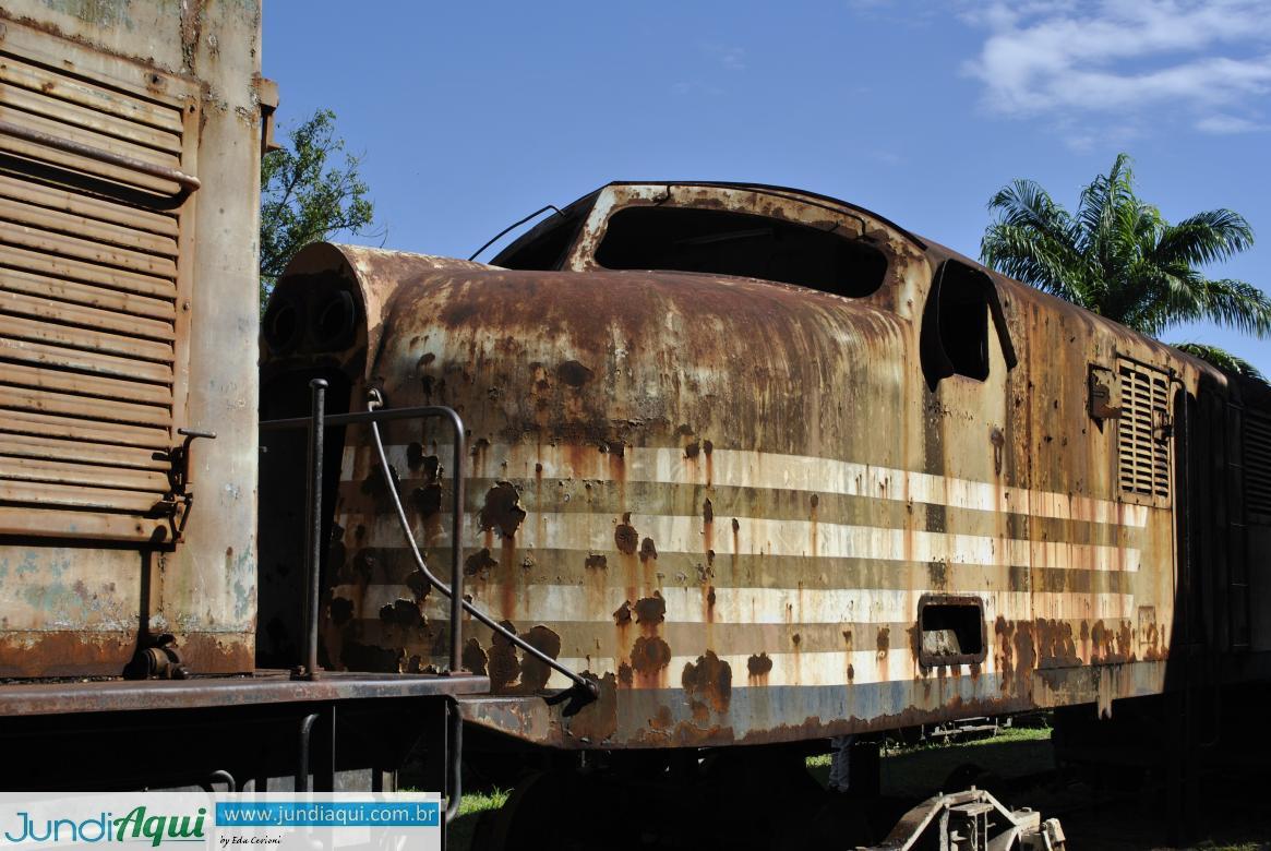 Um trem chamado abandono