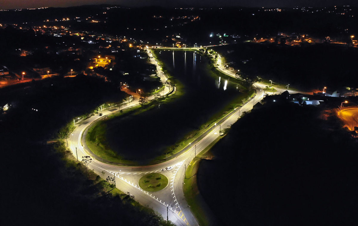 Nova iluminação de LED torna Vale Azul cartão postal do Caxambu