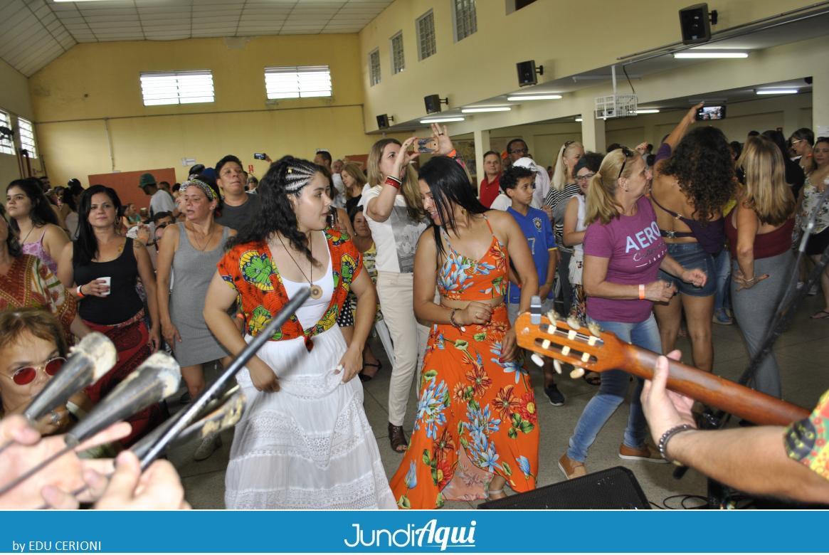 Kekerê é paz e amor no maior embalo do mundo