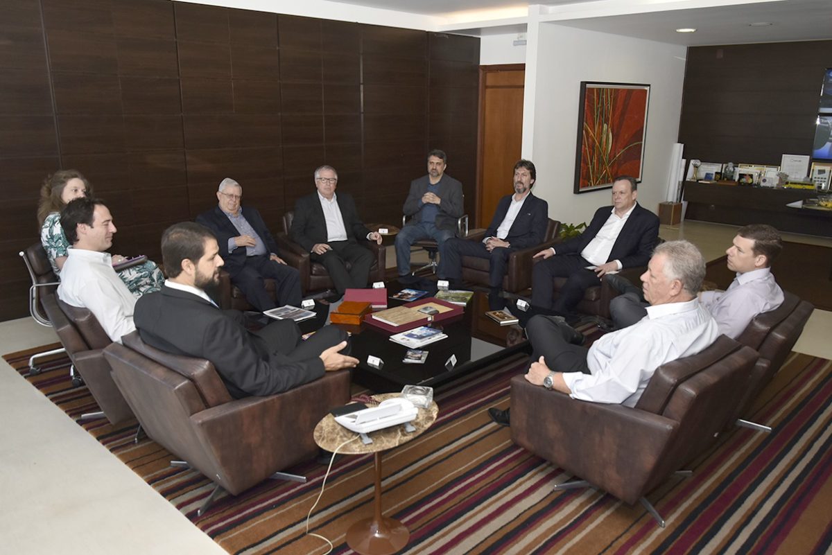 Mão de obra é tema da reunião de prefeito com empresários