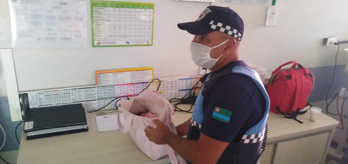 Mulher que abandonou bebê na Igreja da Vila Arens é ouvida pela polícia