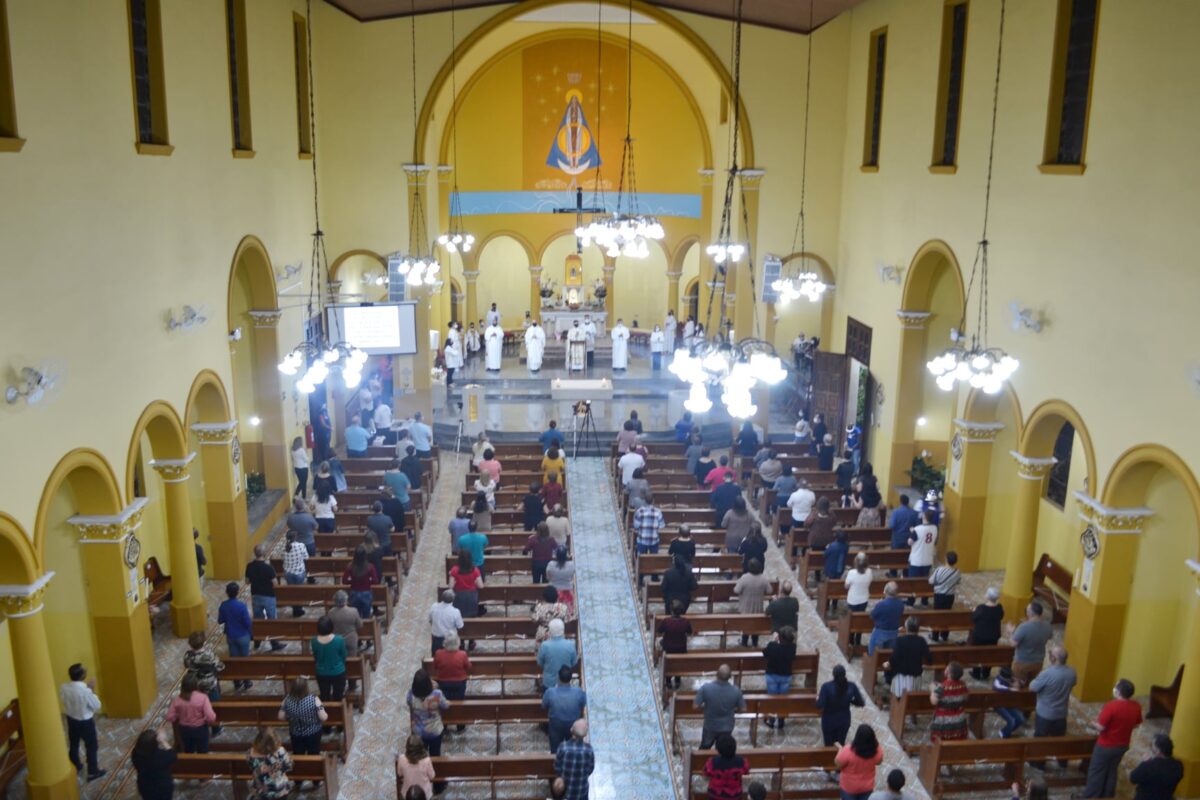 A missa de Nossa Senhora Aparecida