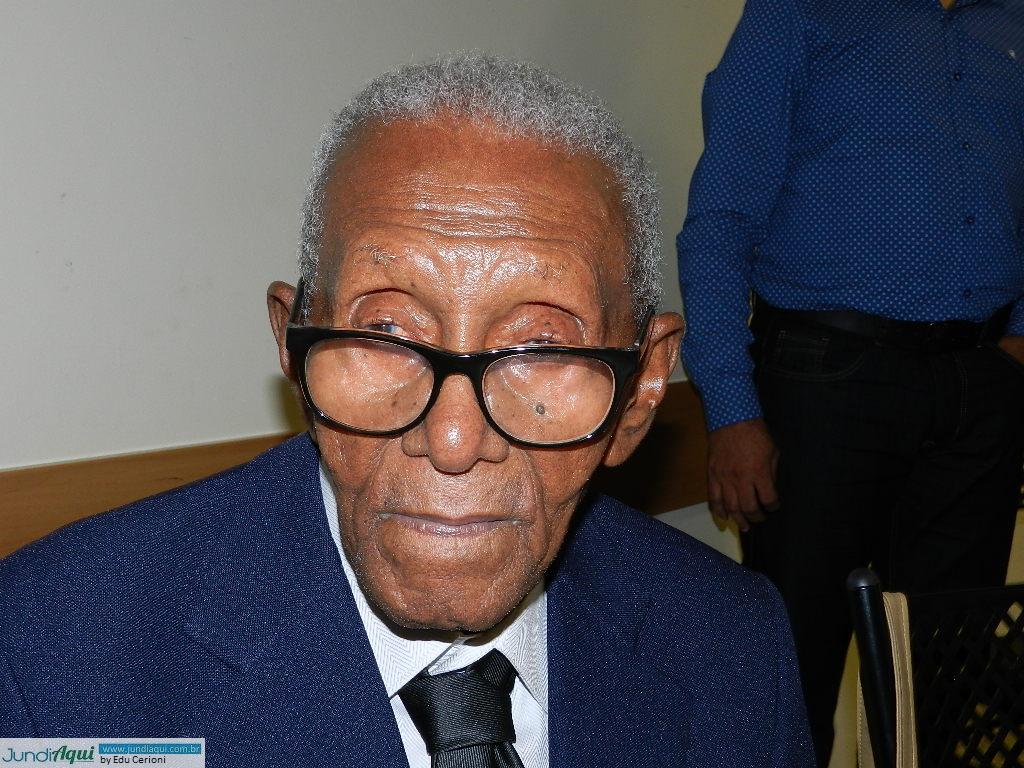 CONSCIÊNCIA NEGRA – Segredos de 104 anos de Orlando Botelho
