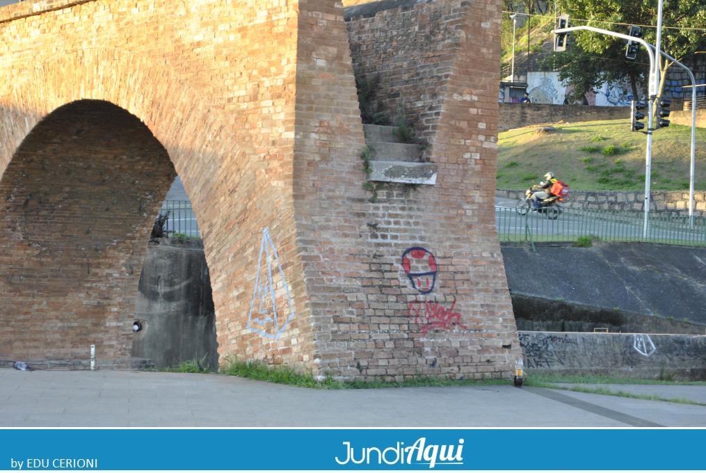  Ponte Torta, uma das “7 Maravilhas de Jundiaí”, sofre mais duas pichações