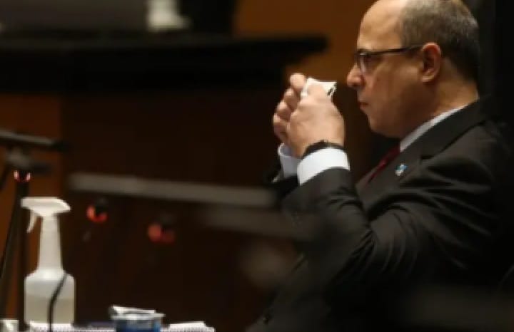 Witzel até chora ao tentar se defender no processo de impeachment