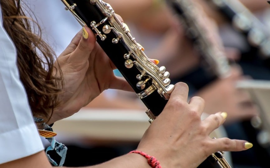 De clarinete a percussão para a gurizada