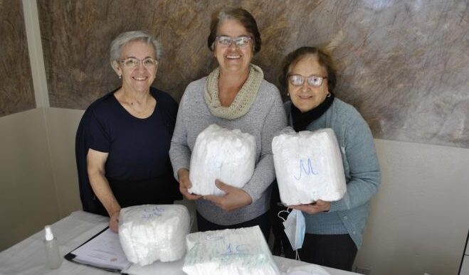 Distribuição de fraldas geriátricas é ato de generosidade na Colônia