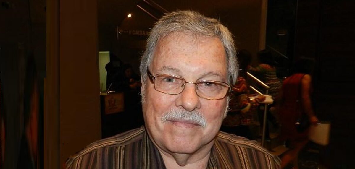 Rádio em luto pela morte de Péricles Barranqueiros