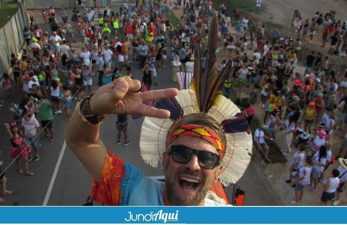 Val Junior se despede do Chupa no desfile do sábado