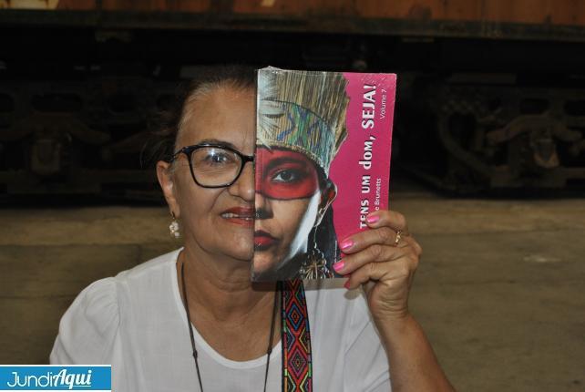 Com os escritores no Expressa