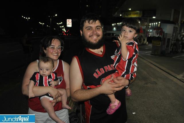  Jundiaí se veste de tricolor pelo São Paulo