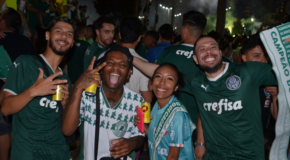 Vem pra festa do Palmeiras na 9 de Julho