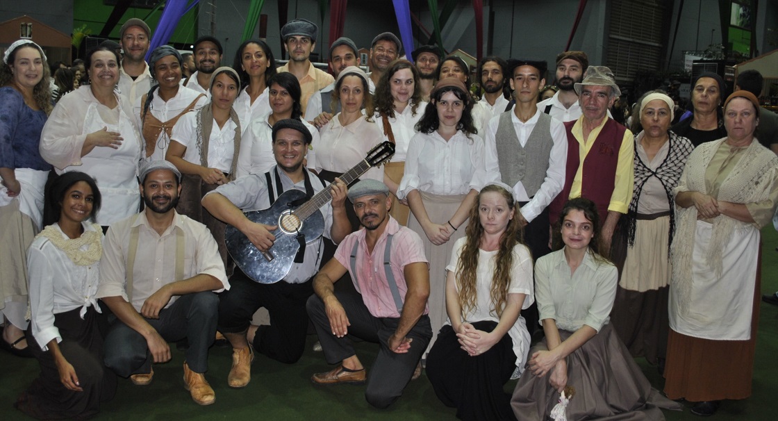 Um convite à alegria que une gerações