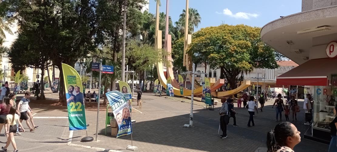  336 mil aptos a votar, mas 27% abriram mão dia 6