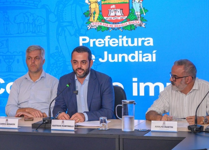  Saúde dá reajuste a hospital e tem 1ª baixa