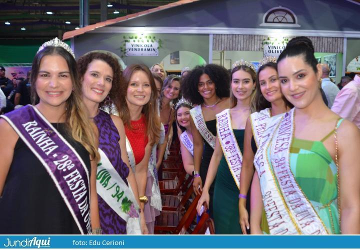 Rainhas e princesas são como o vinho…