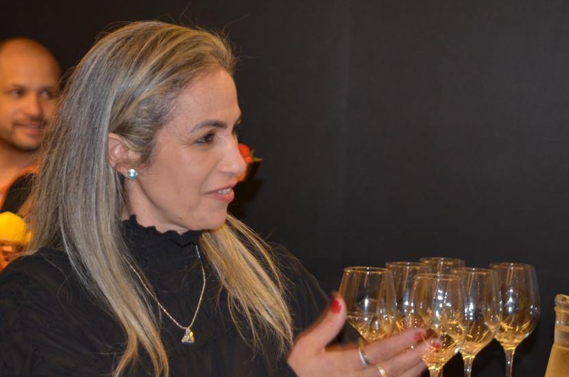La Marie leva suas delícias à Malota