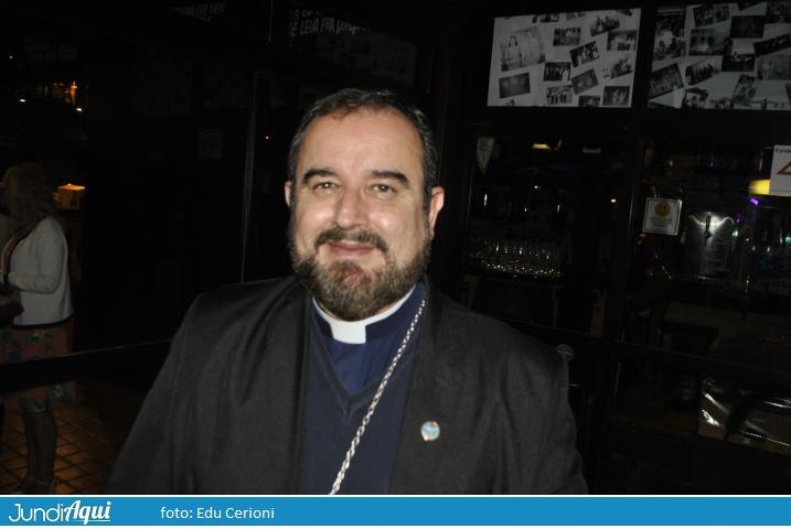 Dom Arnaldo ‘cuida’ de católicos LGBT+