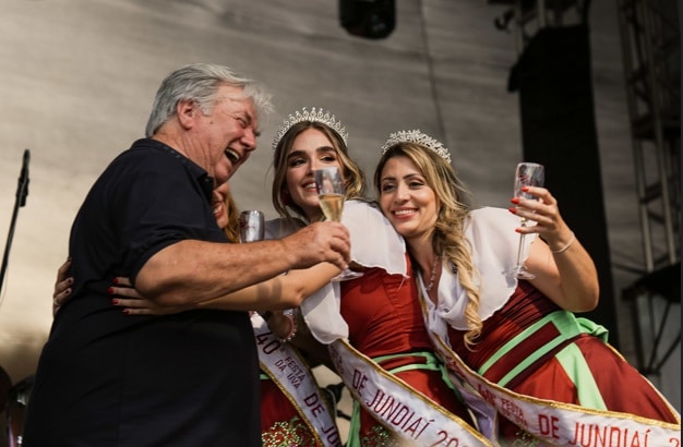 Uva é vital para equilíbrio da cidade