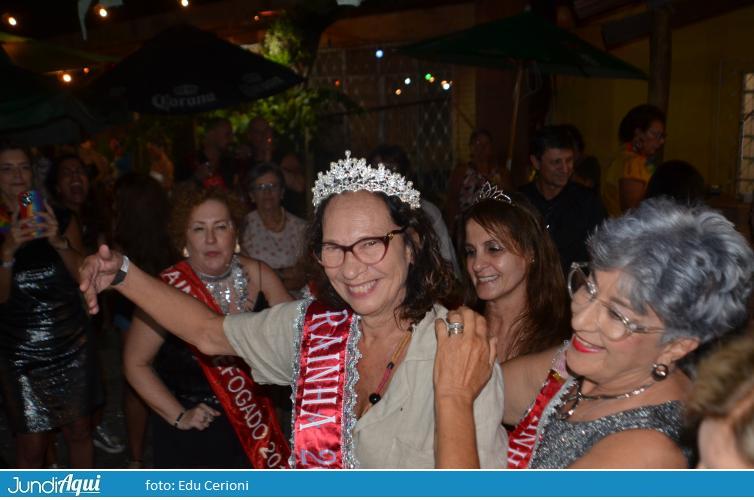 Refogado ganha corte e samba