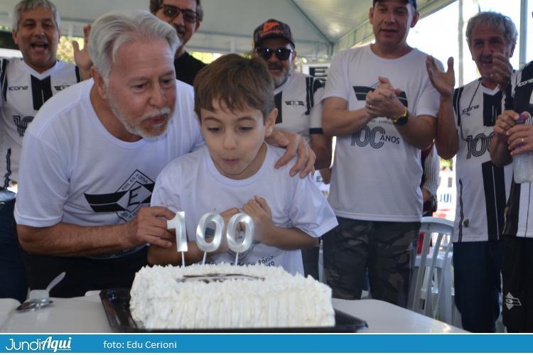 A festa do centenário da Esportiva